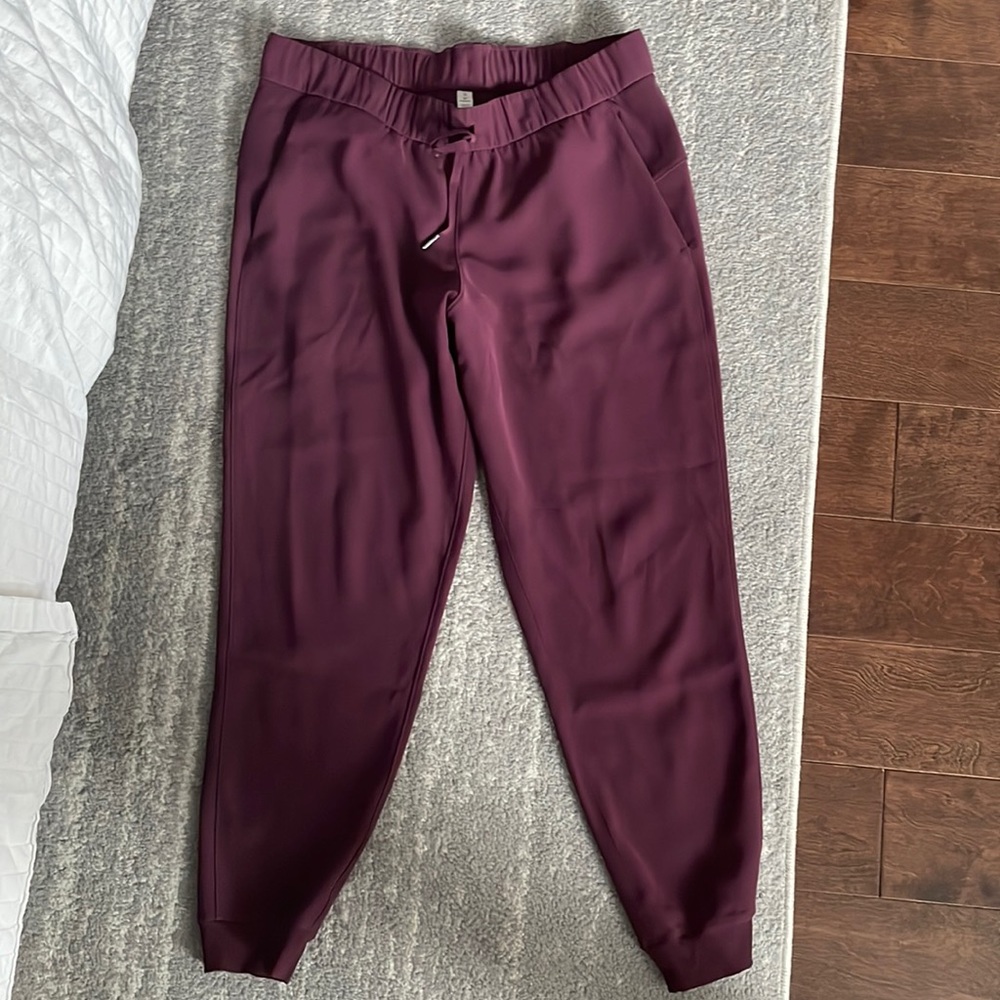 Lululemon jogger pants